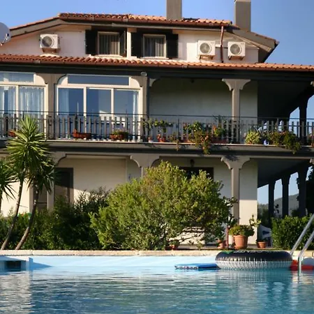 La Mia Casa Per Tutti 4*